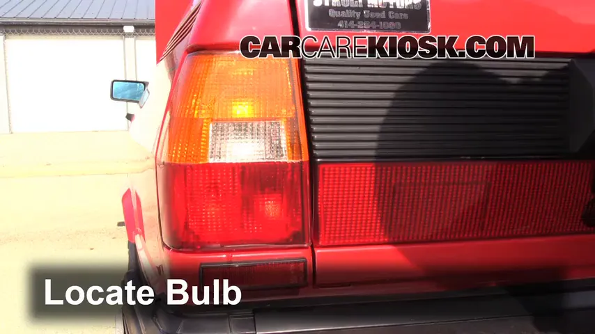 1984 Audi Coupe 2.2L 5 Cyl. Luces Luz de giro trasera (reemplazar foco)